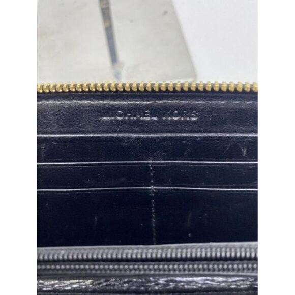 Michael Kors Black Quilted Leather Wallet - Picture 5 of 10